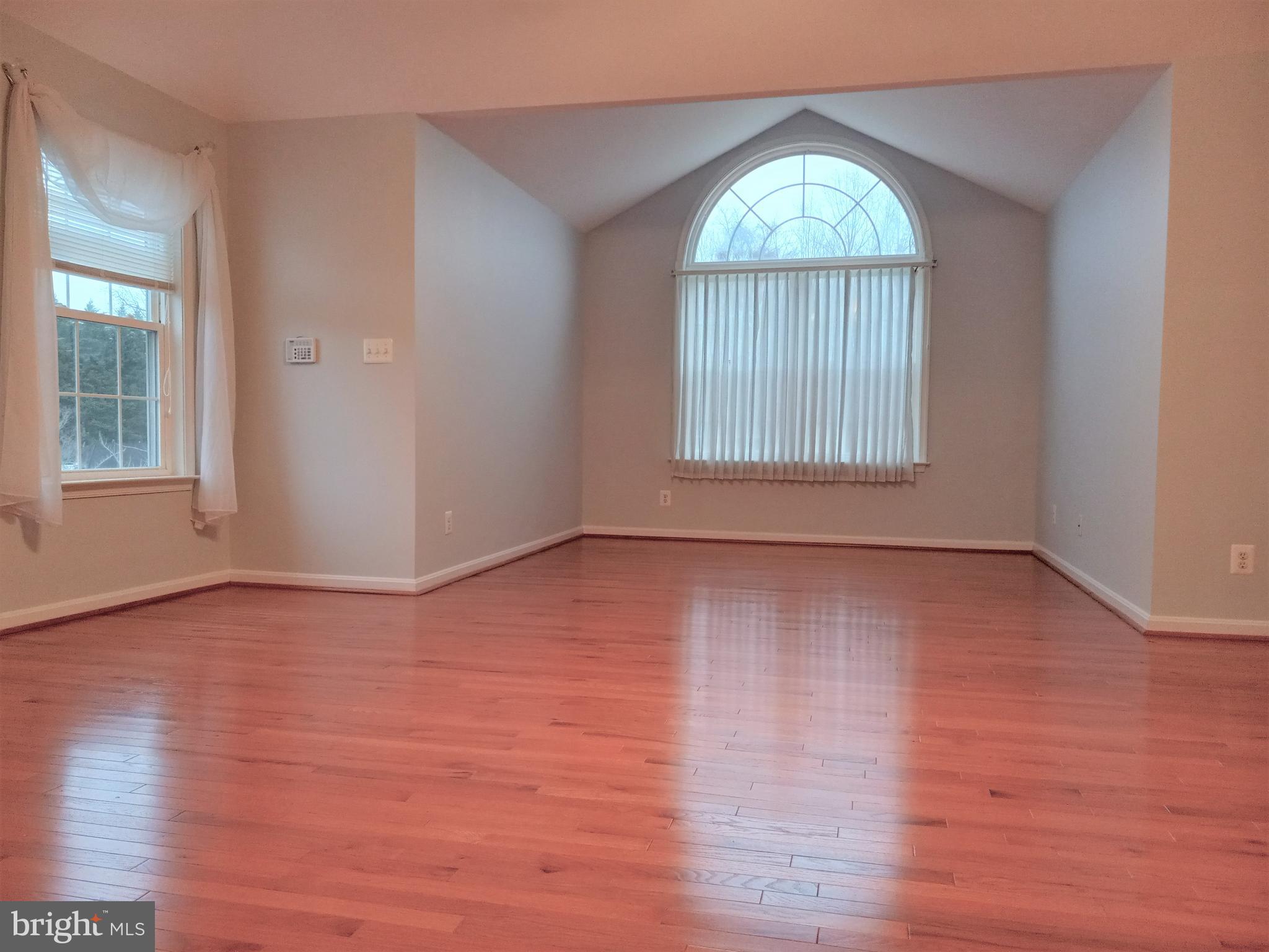 QUEENSBERRY - Residential