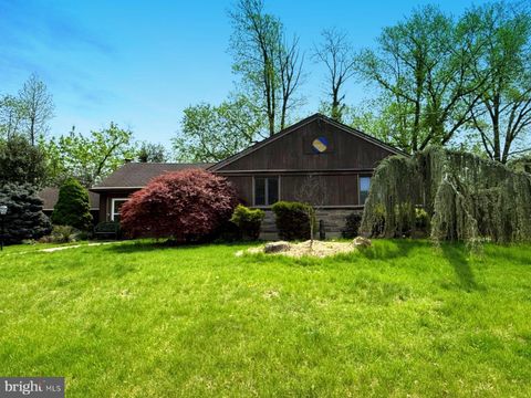 410 NARRAGANSETT DRIVE CHERRY HILL NJ 08002