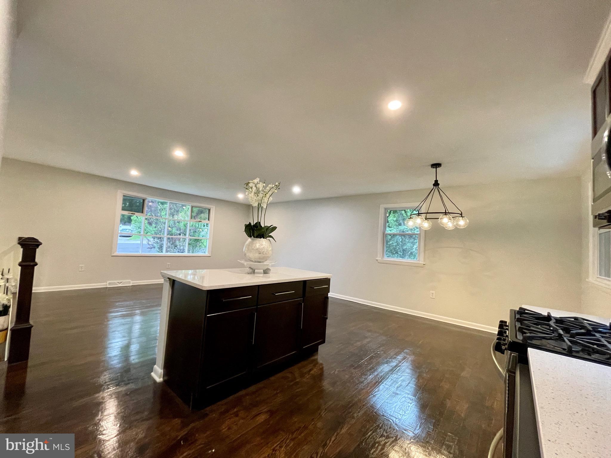 FORT WASHINGTON - Residential Lease