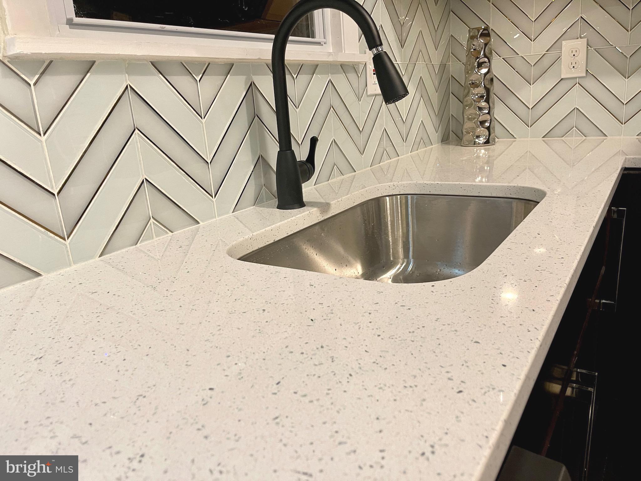 FORT WASHINGTON - Residential Lease