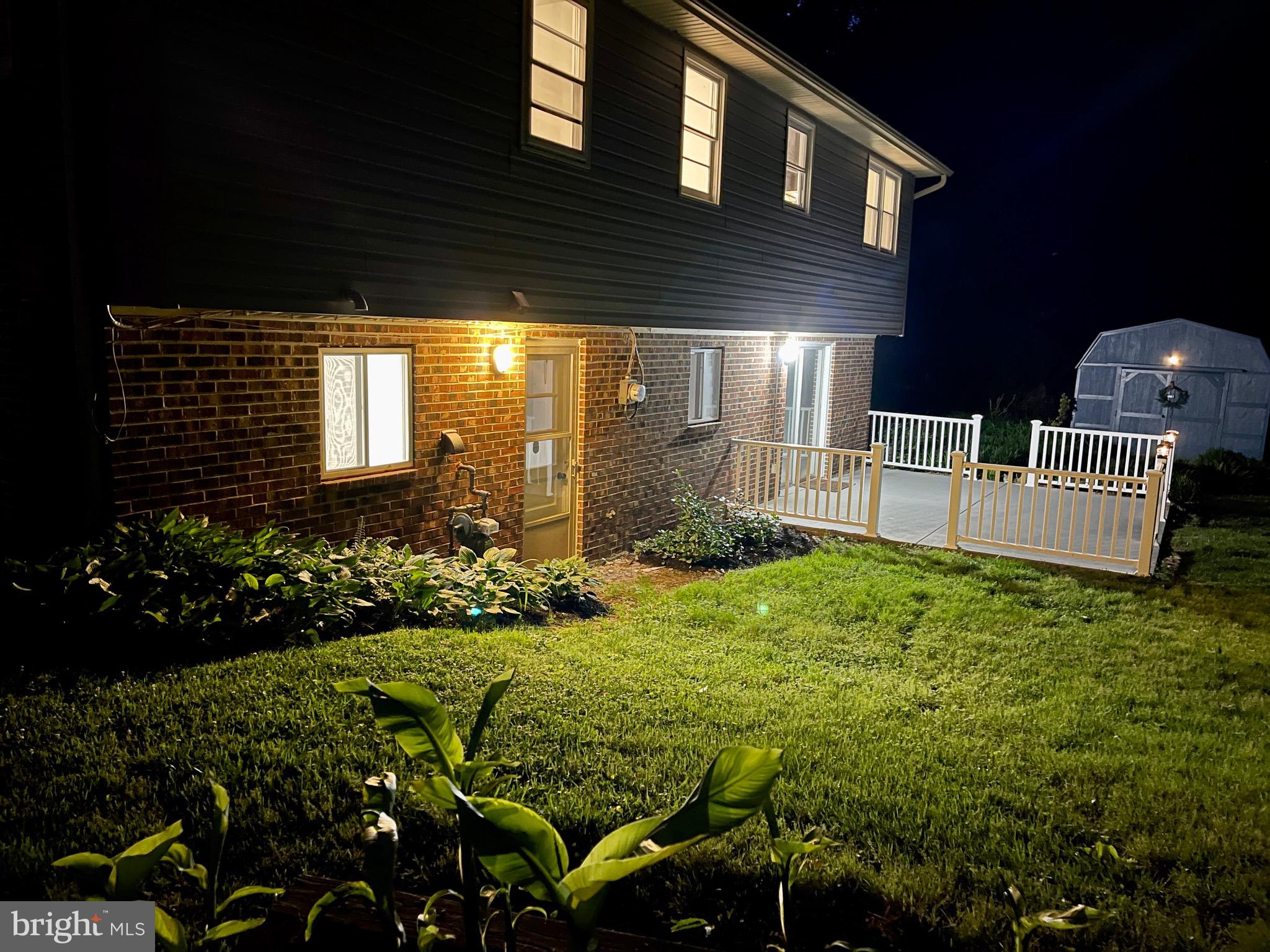 FORT WASHINGTON - Residential Lease