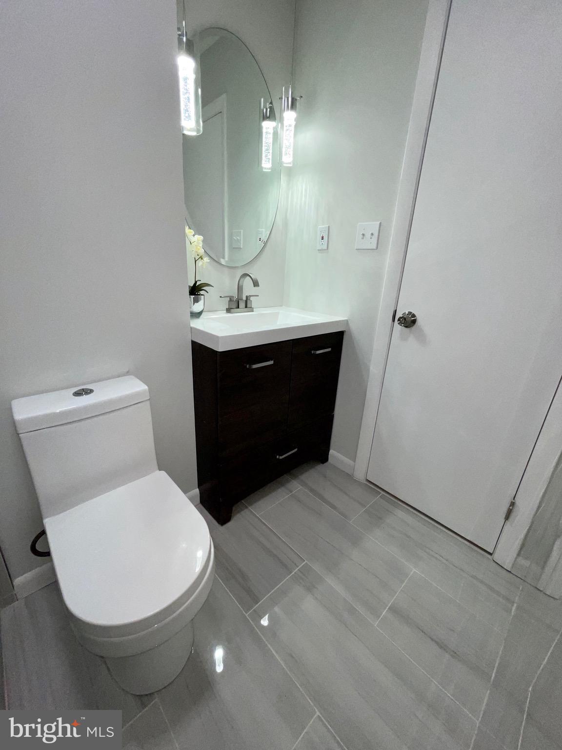 FORT WASHINGTON - Residential Lease