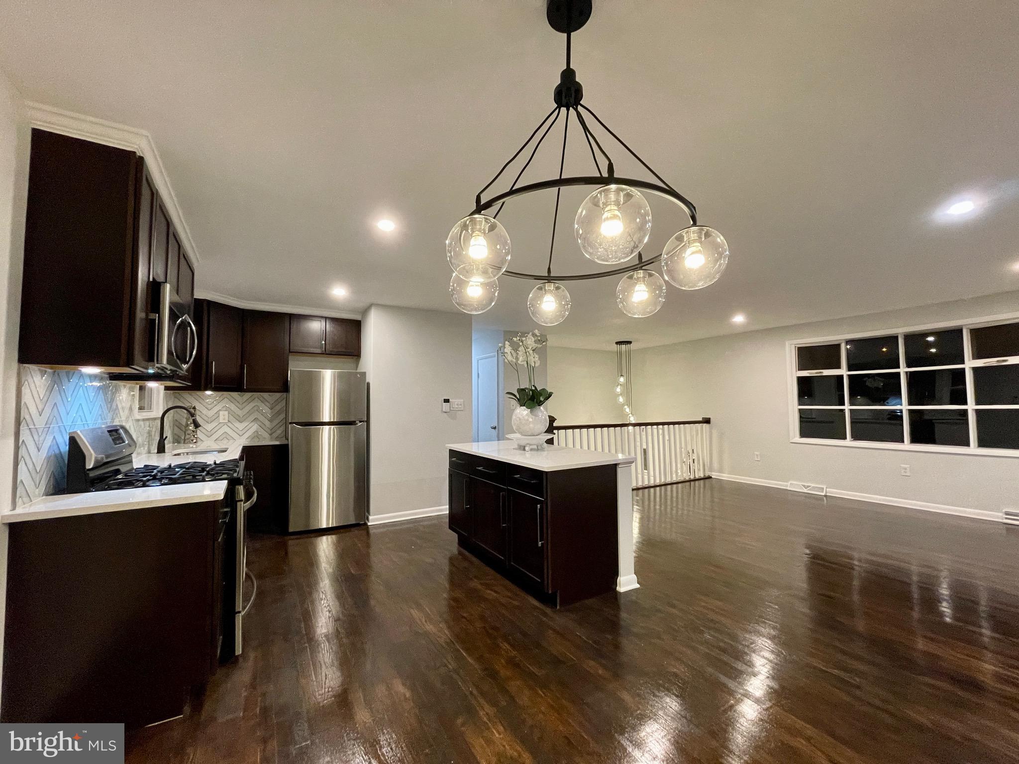 FORT WASHINGTON - Residential Lease