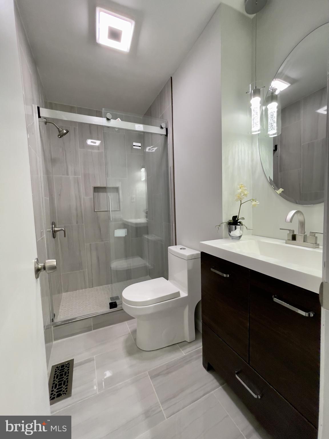 FORT WASHINGTON - Residential Lease