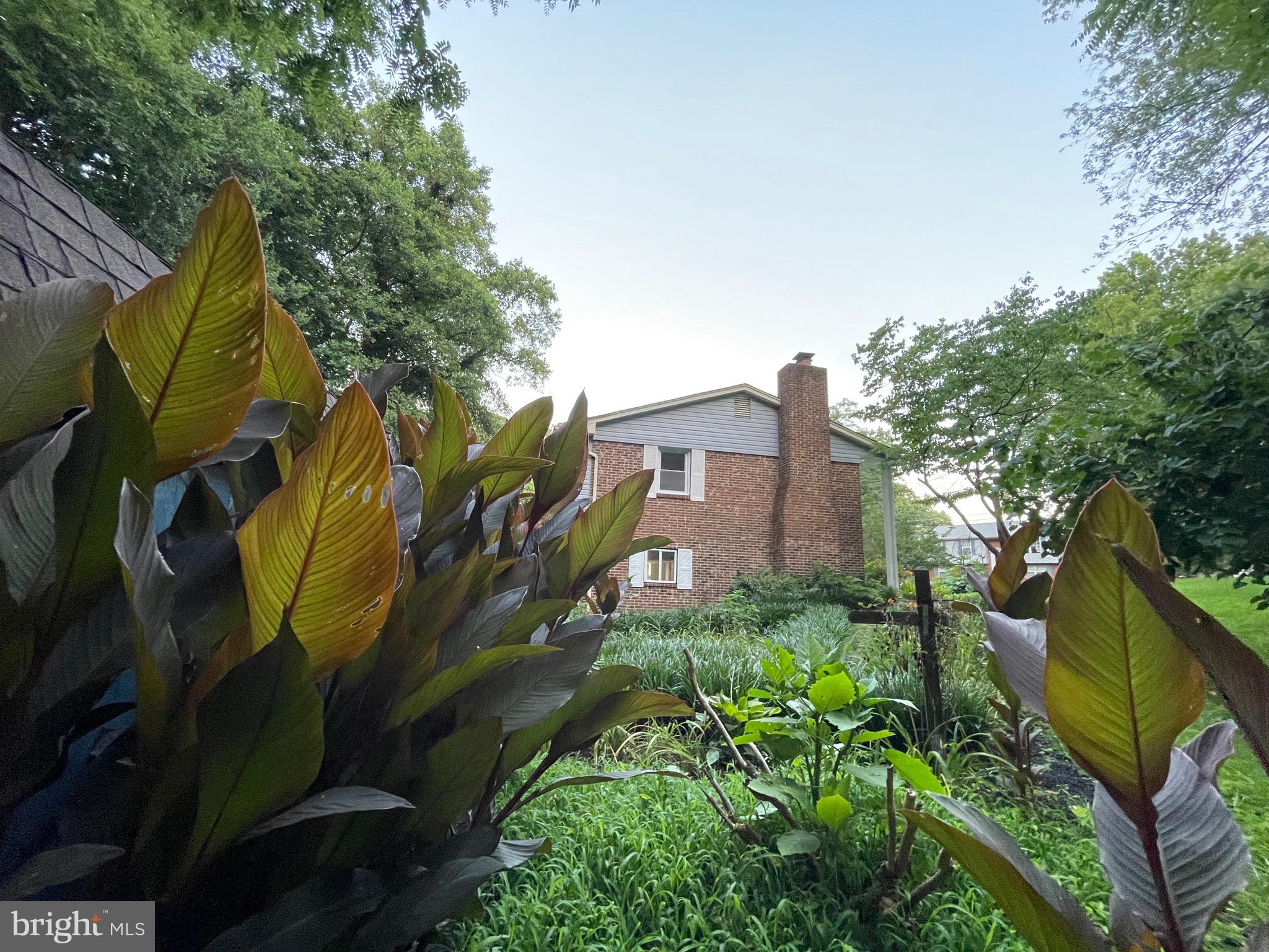 FORT WASHINGTON - Residential Lease