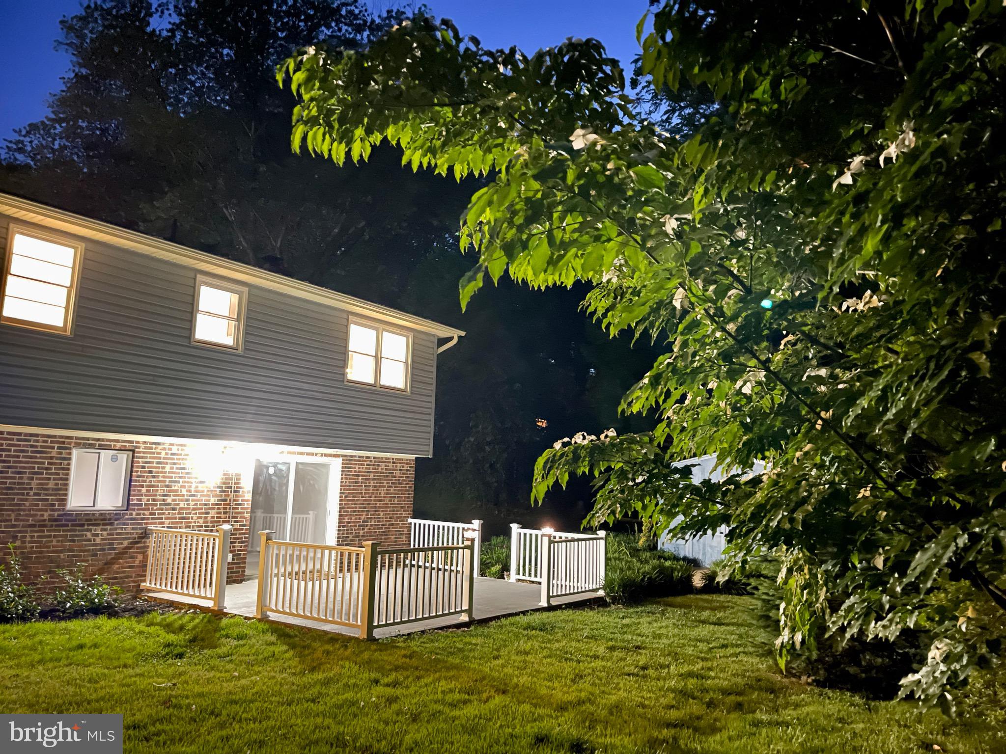 FORT WASHINGTON - Residential Lease