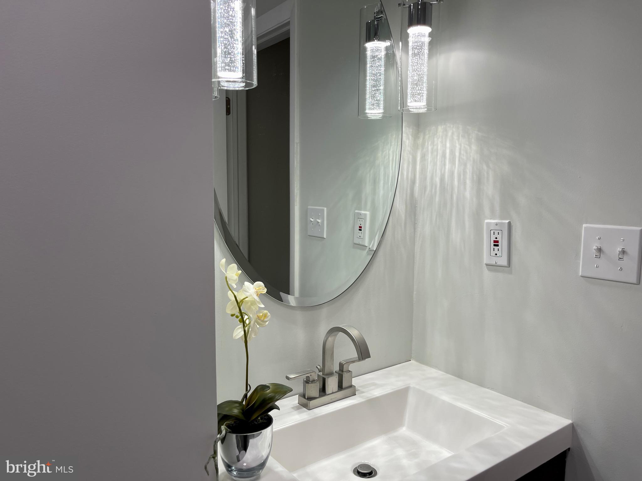 FORT WASHINGTON - Residential Lease