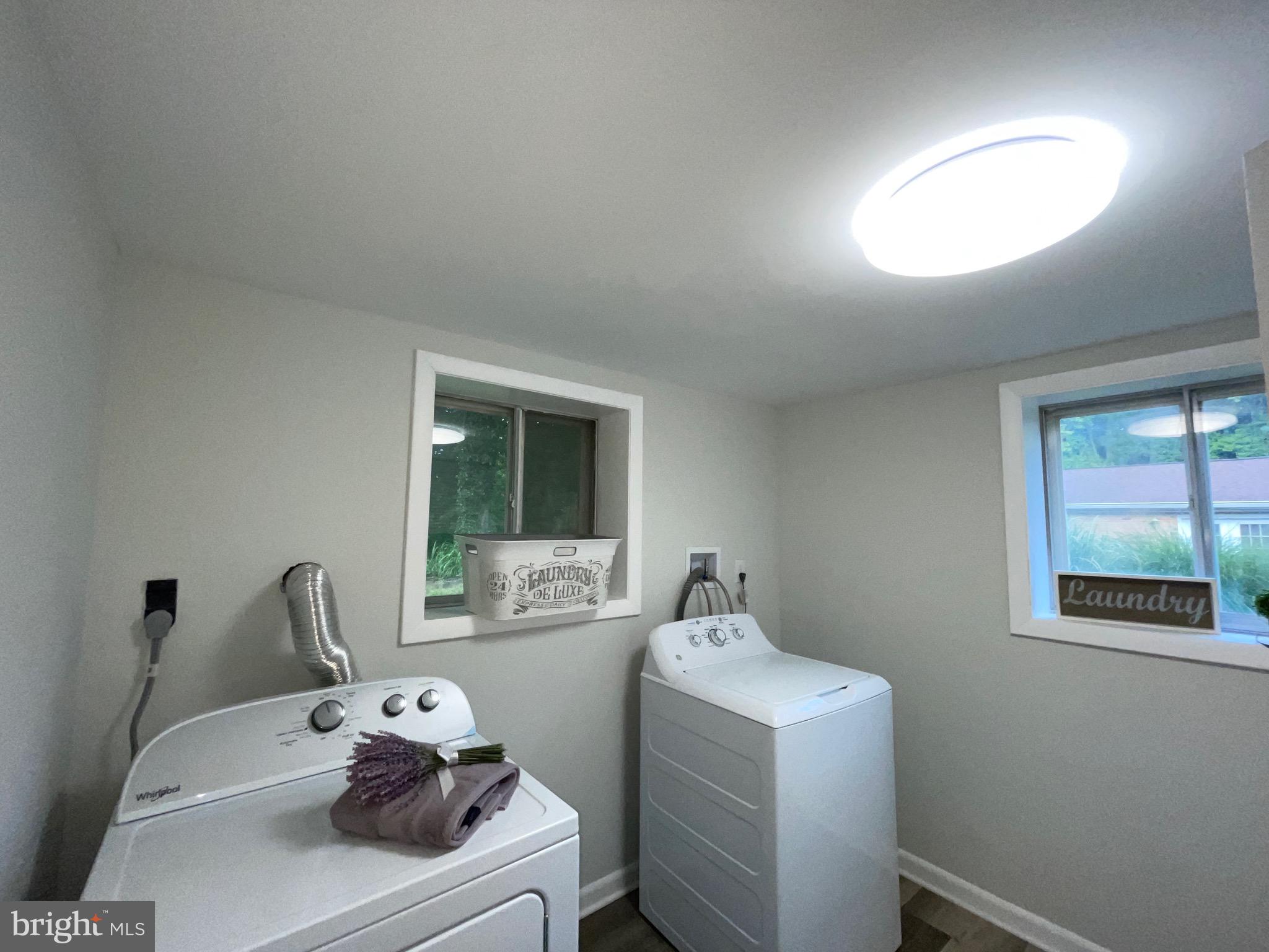 FORT WASHINGTON - Residential Lease