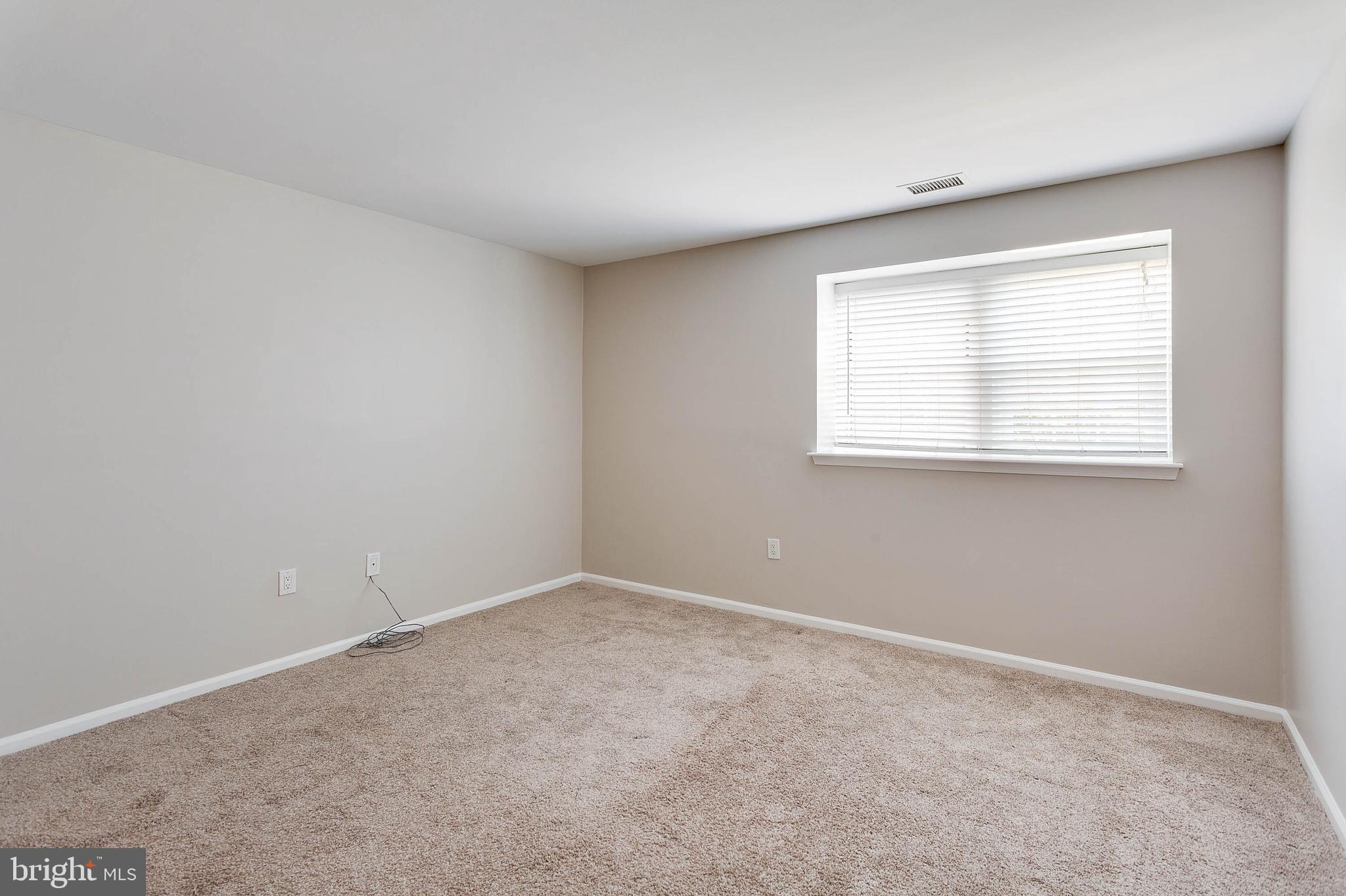 WINDGATE III - Residential