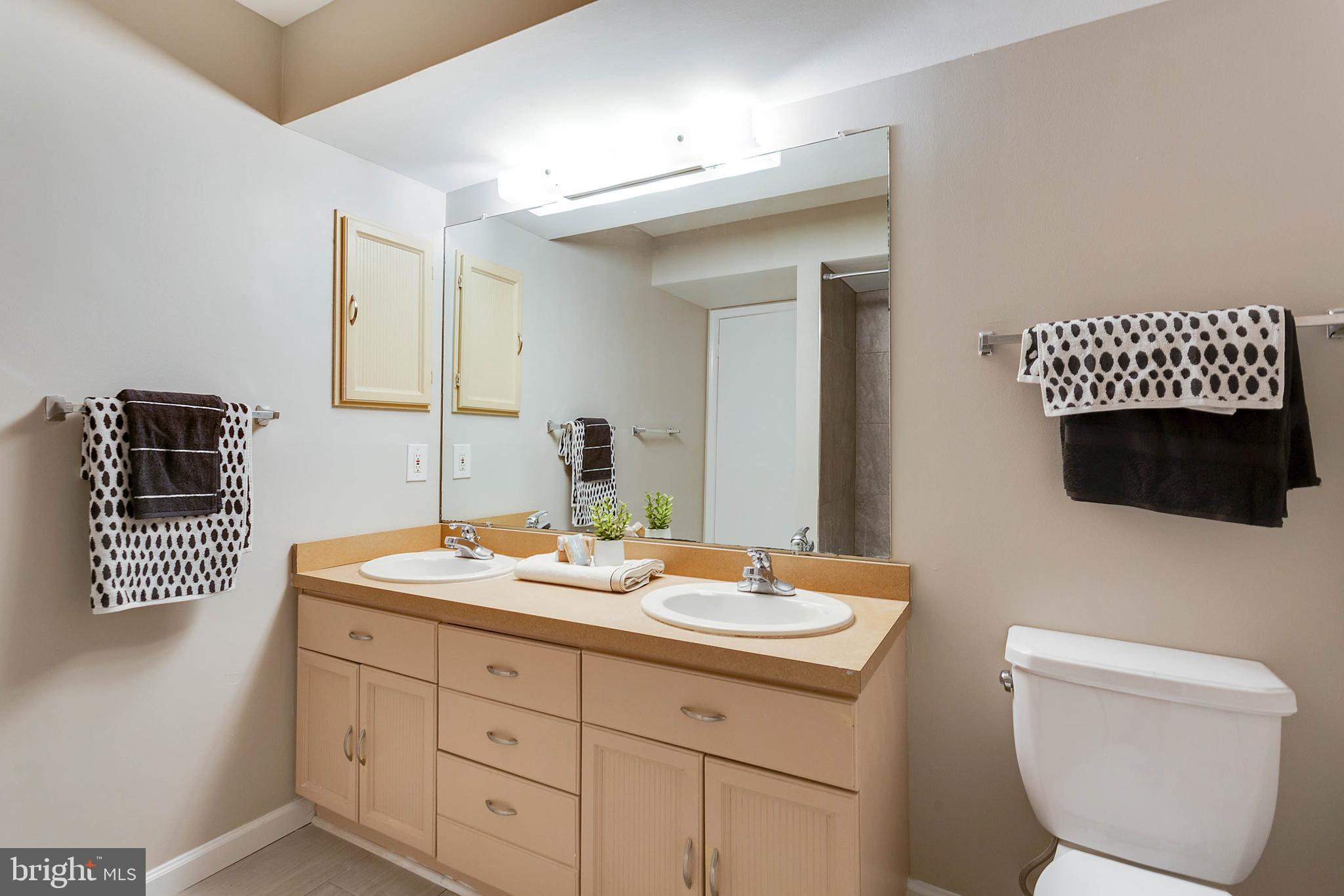 WINDGATE III - Residential