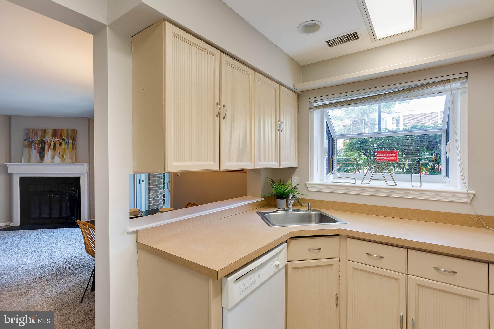 WINDGATE III - Residential