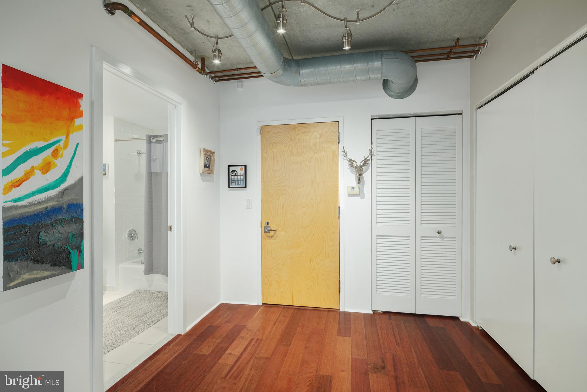 AVENUE OF THE ARTS - Residential Lease