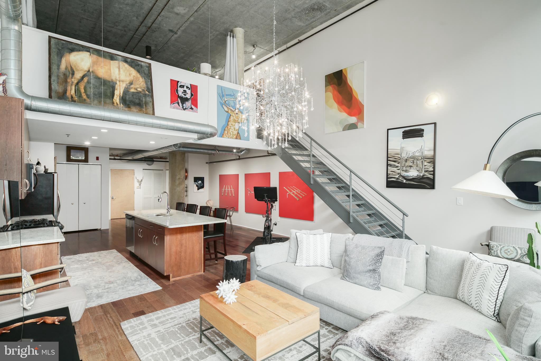 AVENUE OF THE ARTS - Residential Lease