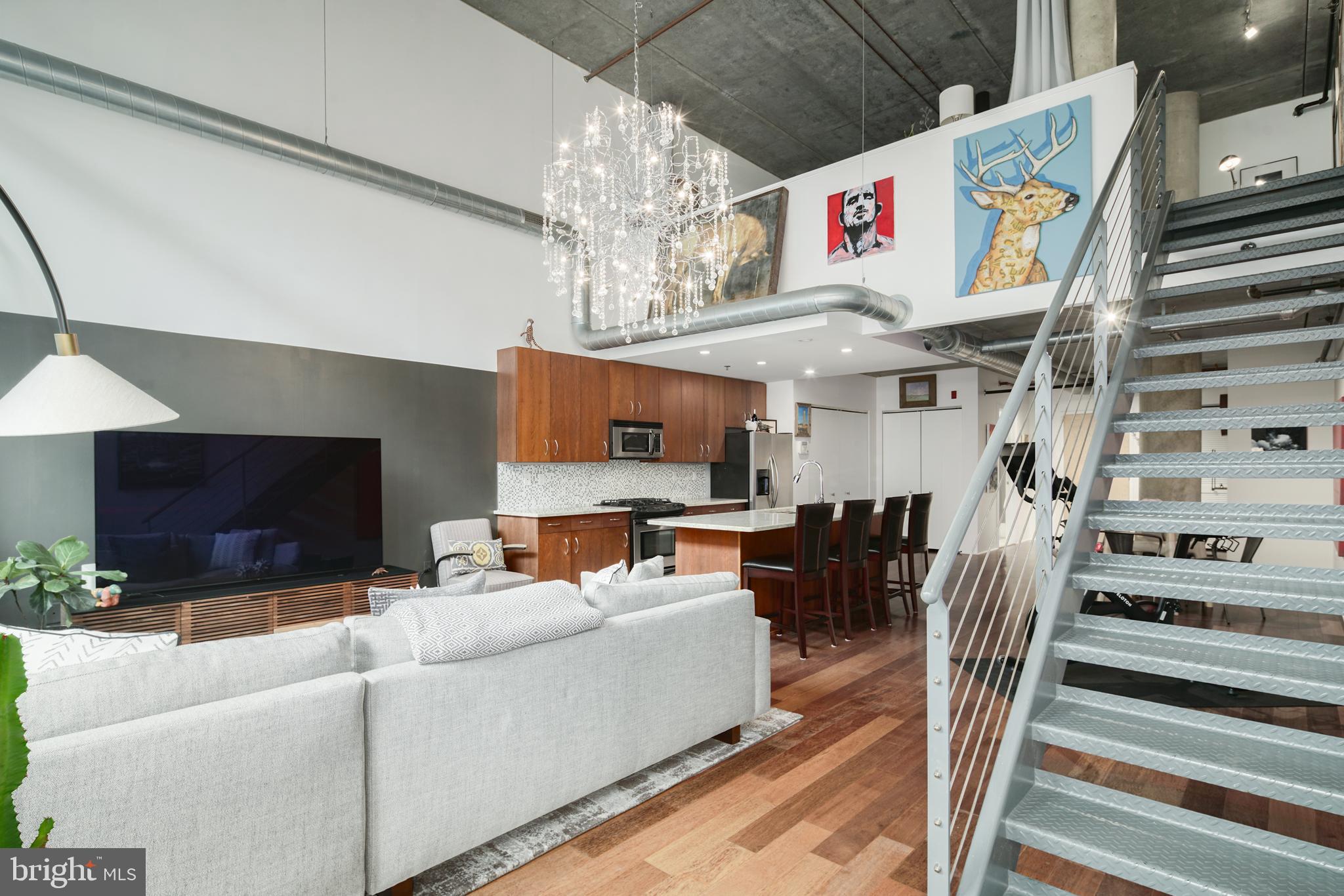 AVENUE OF THE ARTS - Residential Lease