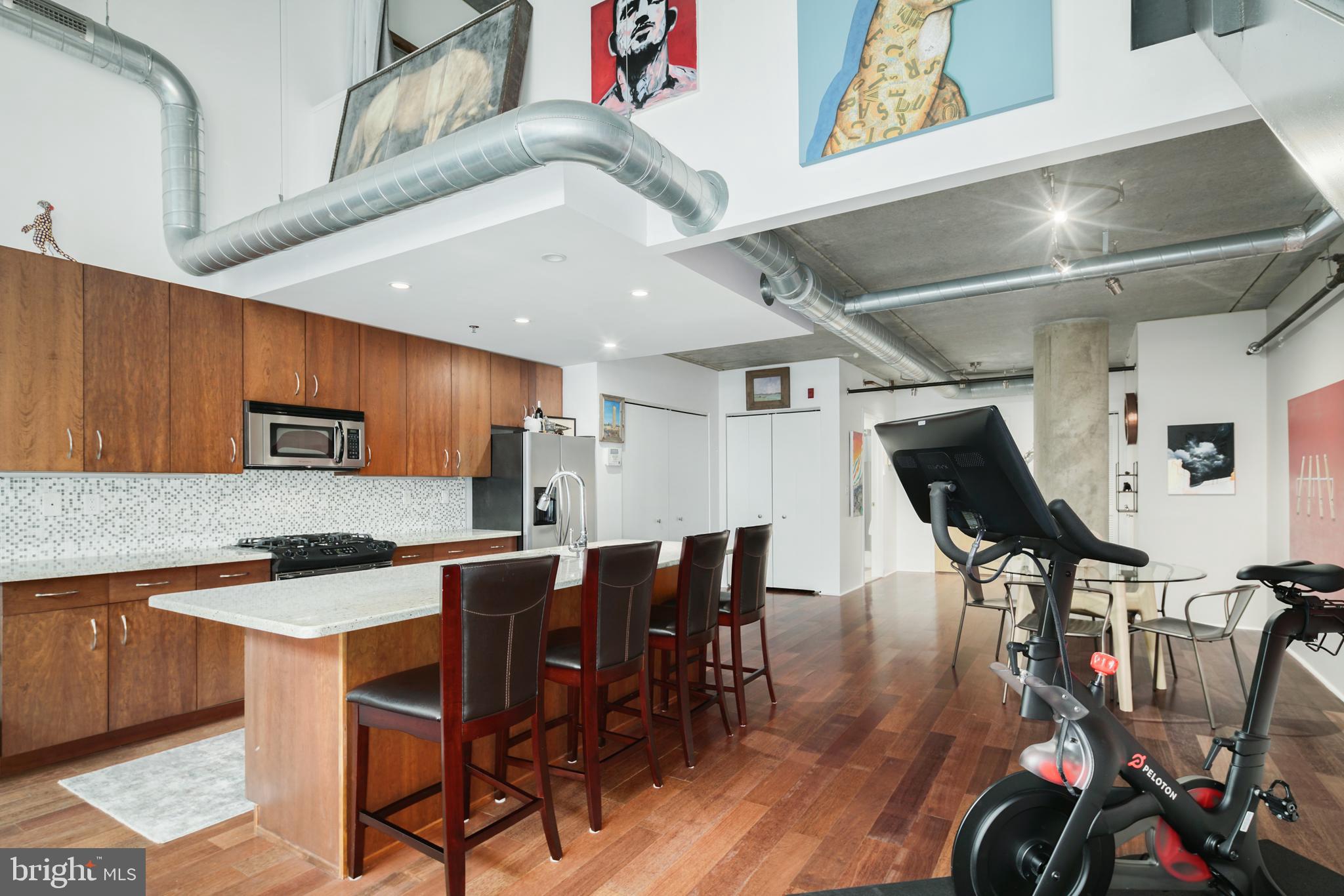 AVENUE OF THE ARTS - Residential Lease