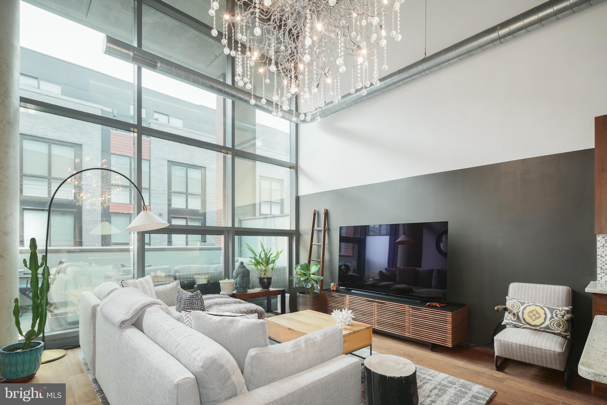 AVENUE OF THE ARTS - Residential Lease