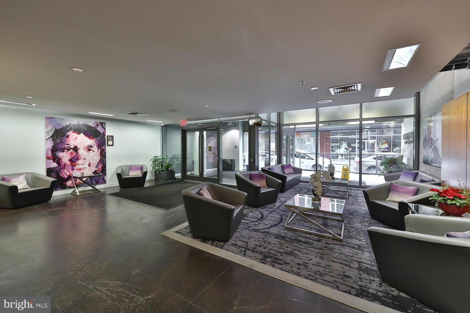 AVENUE OF THE ARTS - Residential Lease