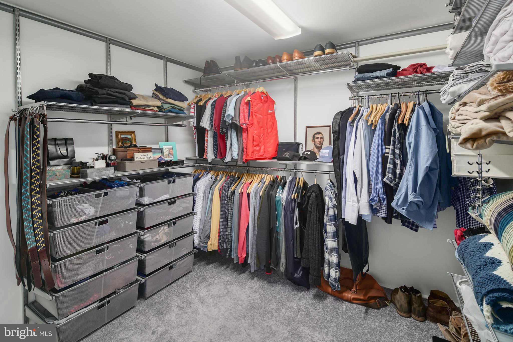 AVENUE OF THE ARTS - Residential Lease