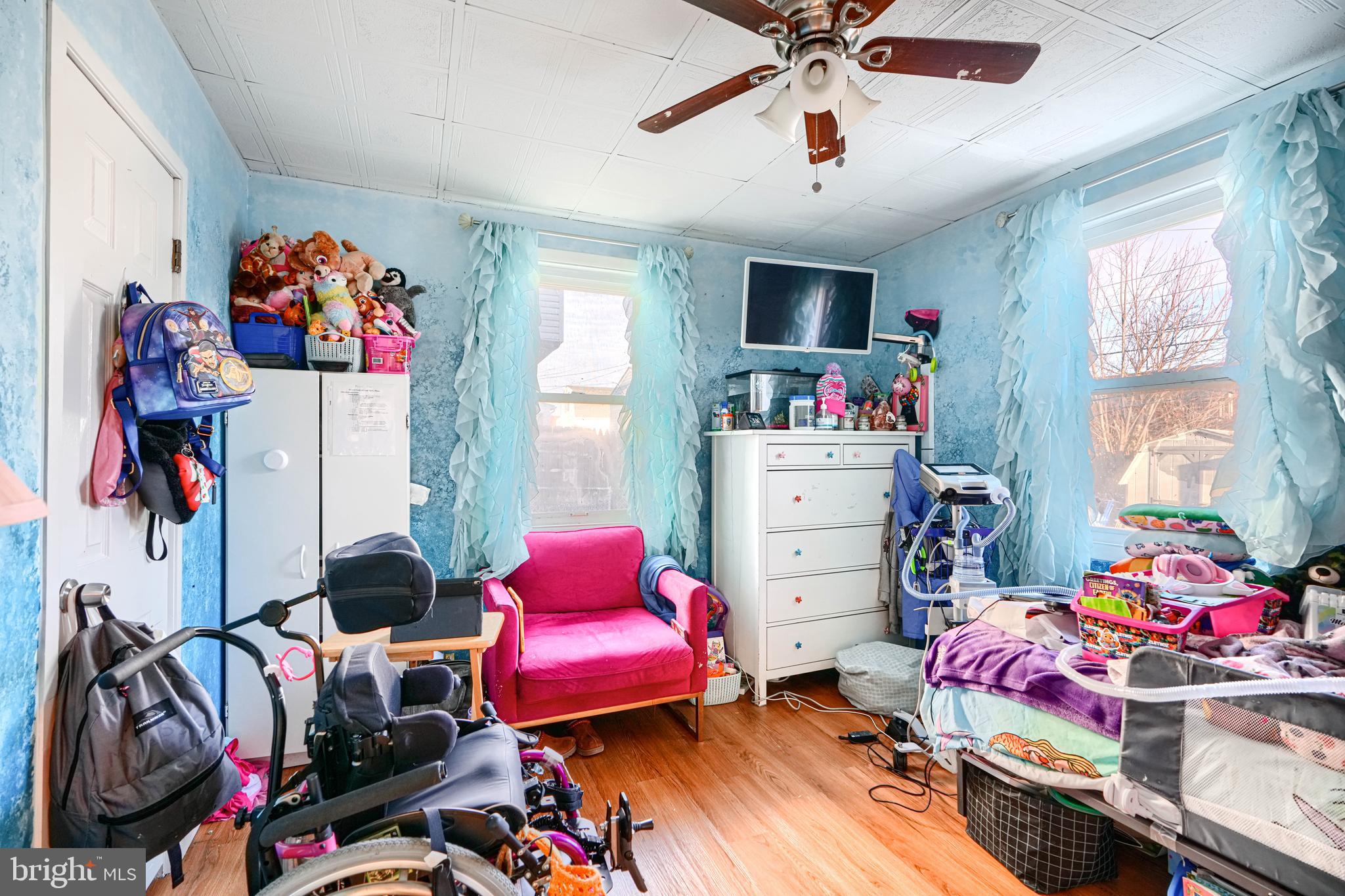 EASTERN TERRACE - Residential