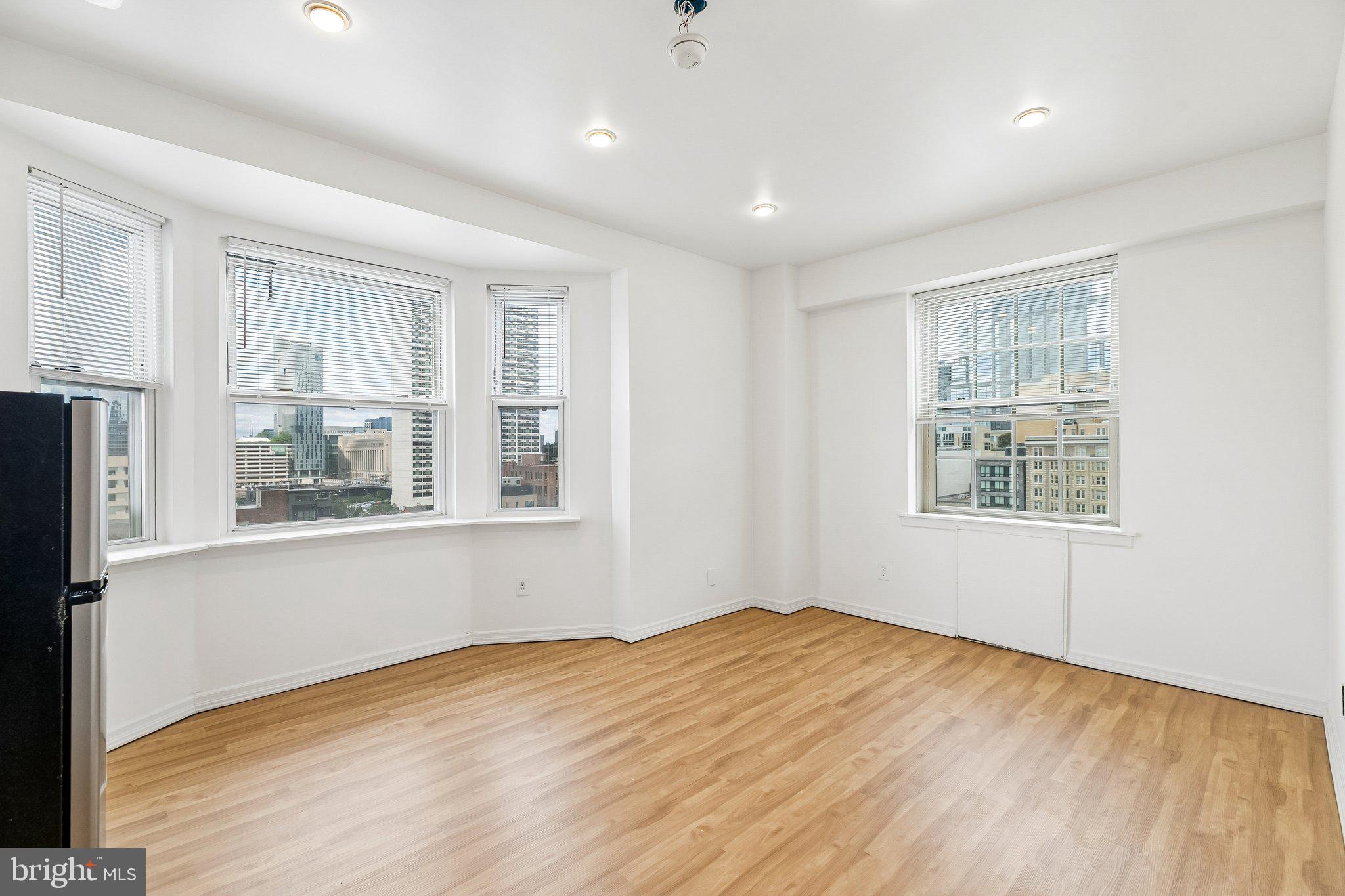 2135 WALNUT STREET 801