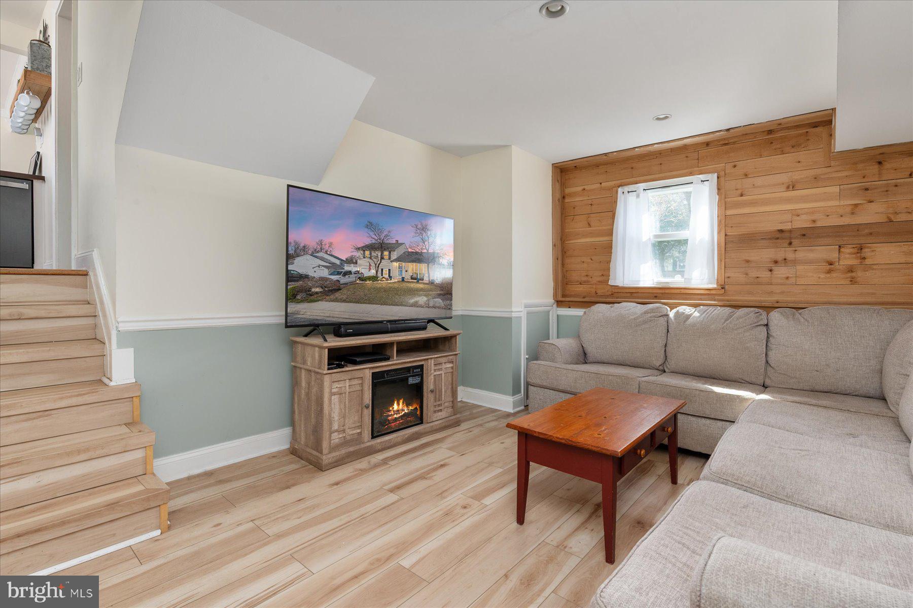 GLEN BURNIE PARK - Residential