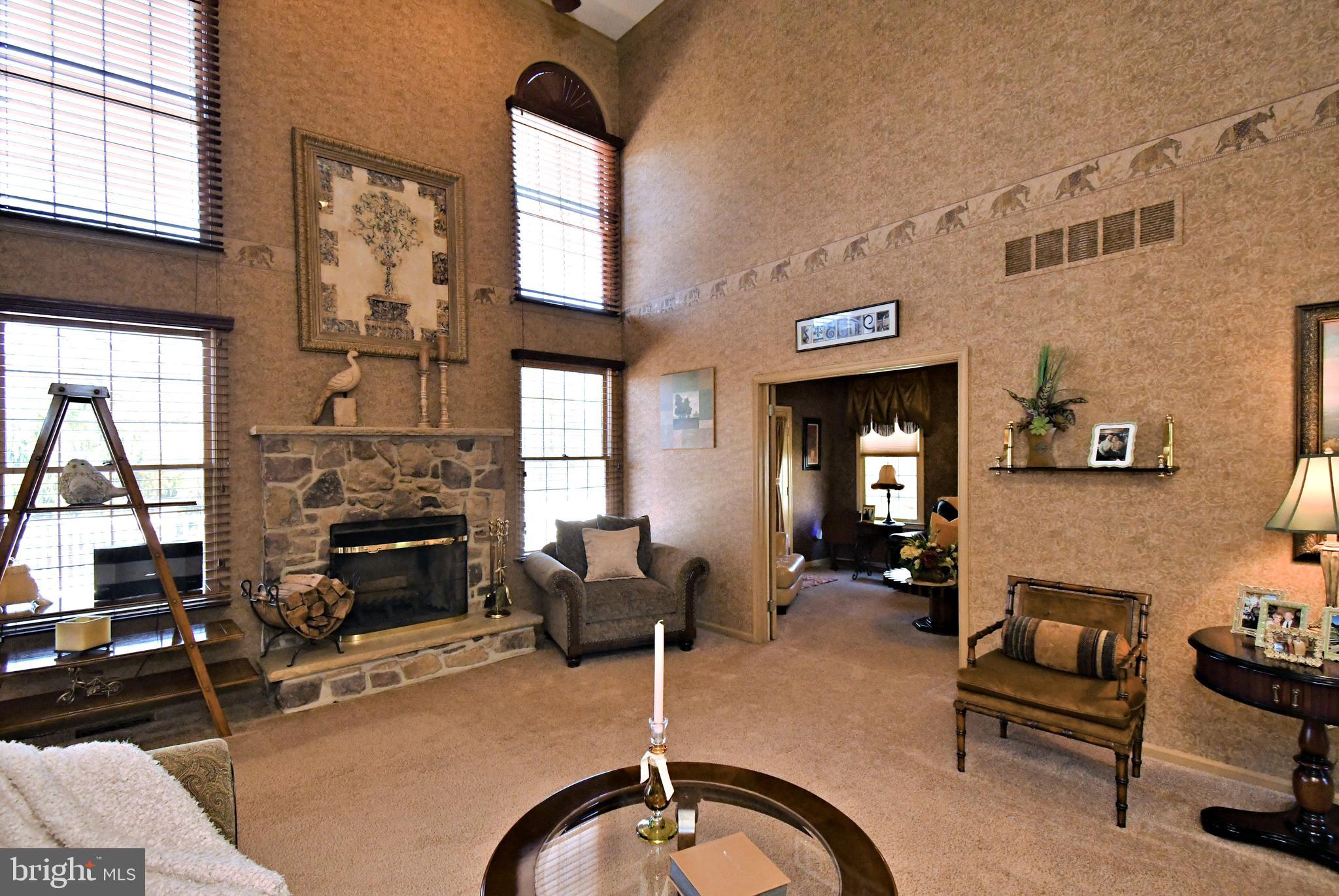 HOLLAND MEADOWS - Residential