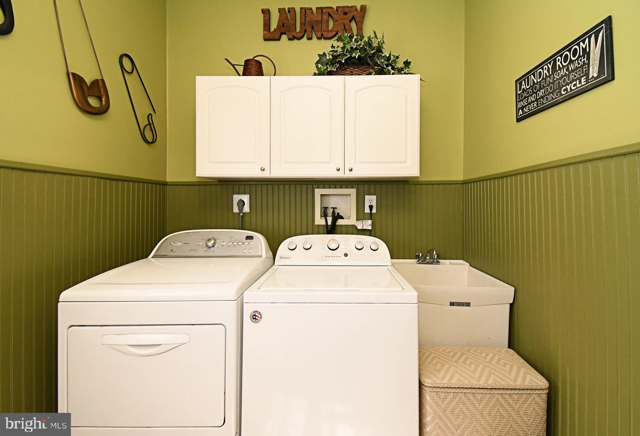 HOLLAND MEADOWS - Residential