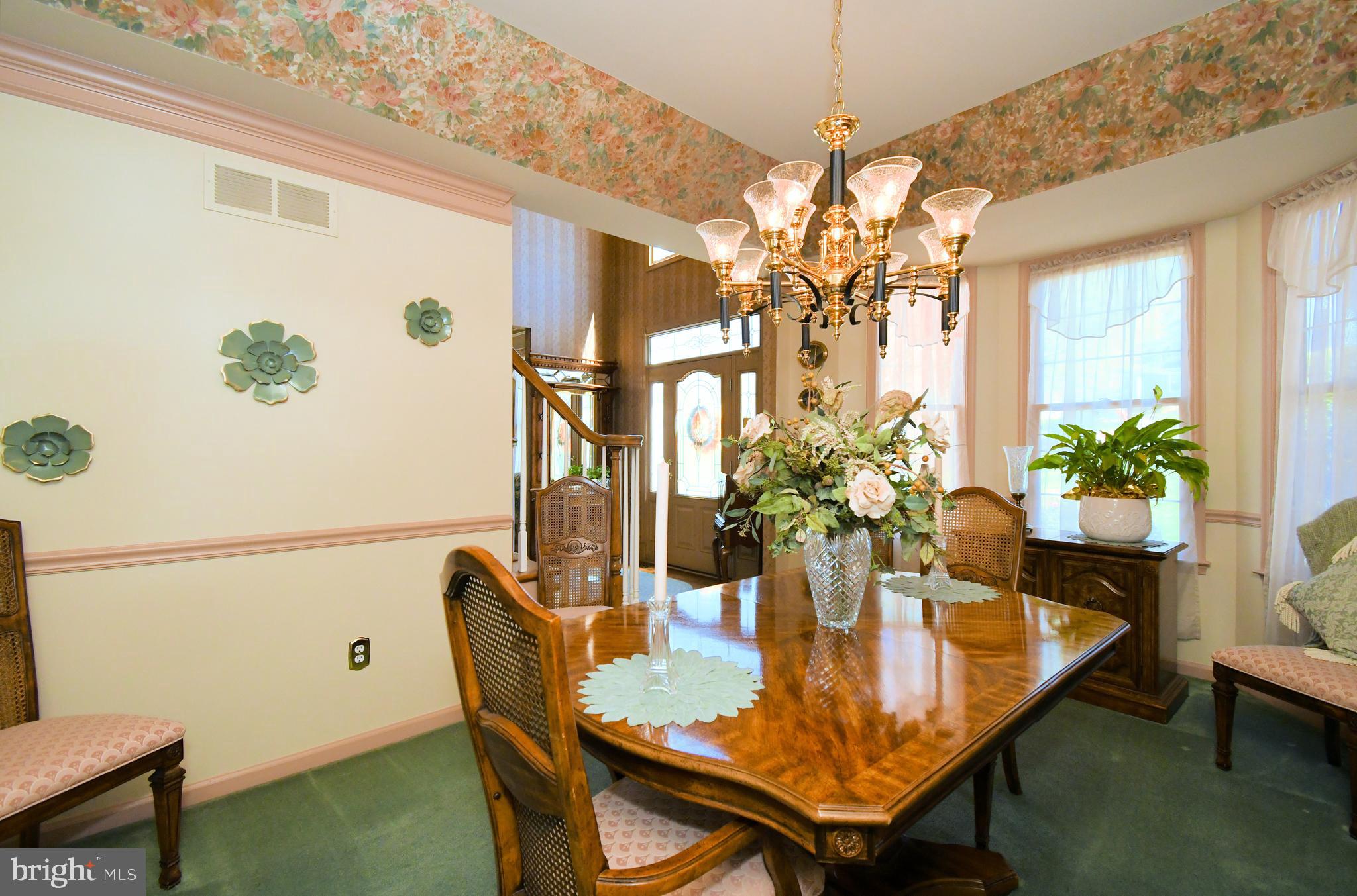 HOLLAND MEADOWS - Residential