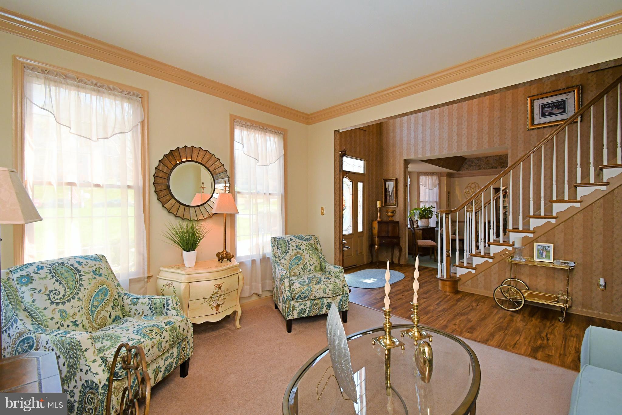 HOLLAND MEADOWS - Residential