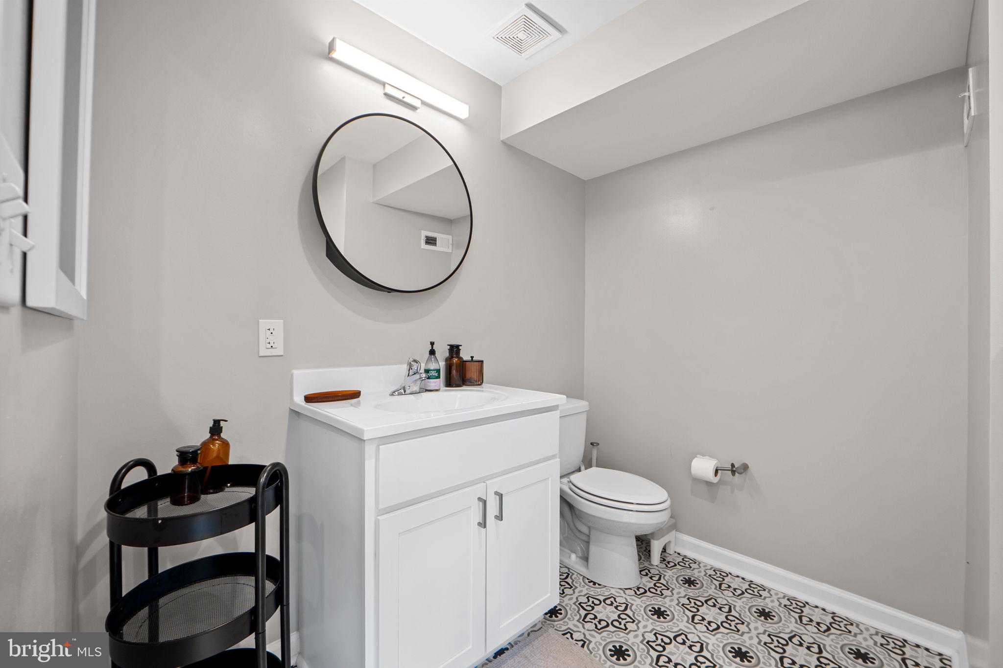 JOHNSTON SQUARE - Residential