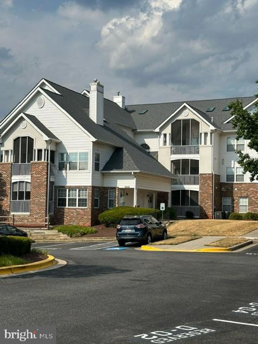 Welcome to this delightful top-floor condo with 2 bedrooms and 2 full bathrooms.  As you step inside, you’ll be greeted by a spacious and sunlit living room featuring cathedral ceilings and a cozy fireplace.  The dining room is equally inviting, and the galley kitchen boasts stainless steel appliances.  Upstairs, a skylighted loft overlooks the living and dining areas.  The primary bedroom offers ample natural light and an en-suite bathroom, while the secondary bedroom is also bathed in sunlight and provides access to the screen balcony.  Speaking of the balcony, it’s a perfect spot for entertaining and relaxation.  The community amenities include a pool, fitness center and clubhouse.  Conveniently located in Greenbelt, this condo provides easy access to major highways, shopping centers, restaurants, and parks.