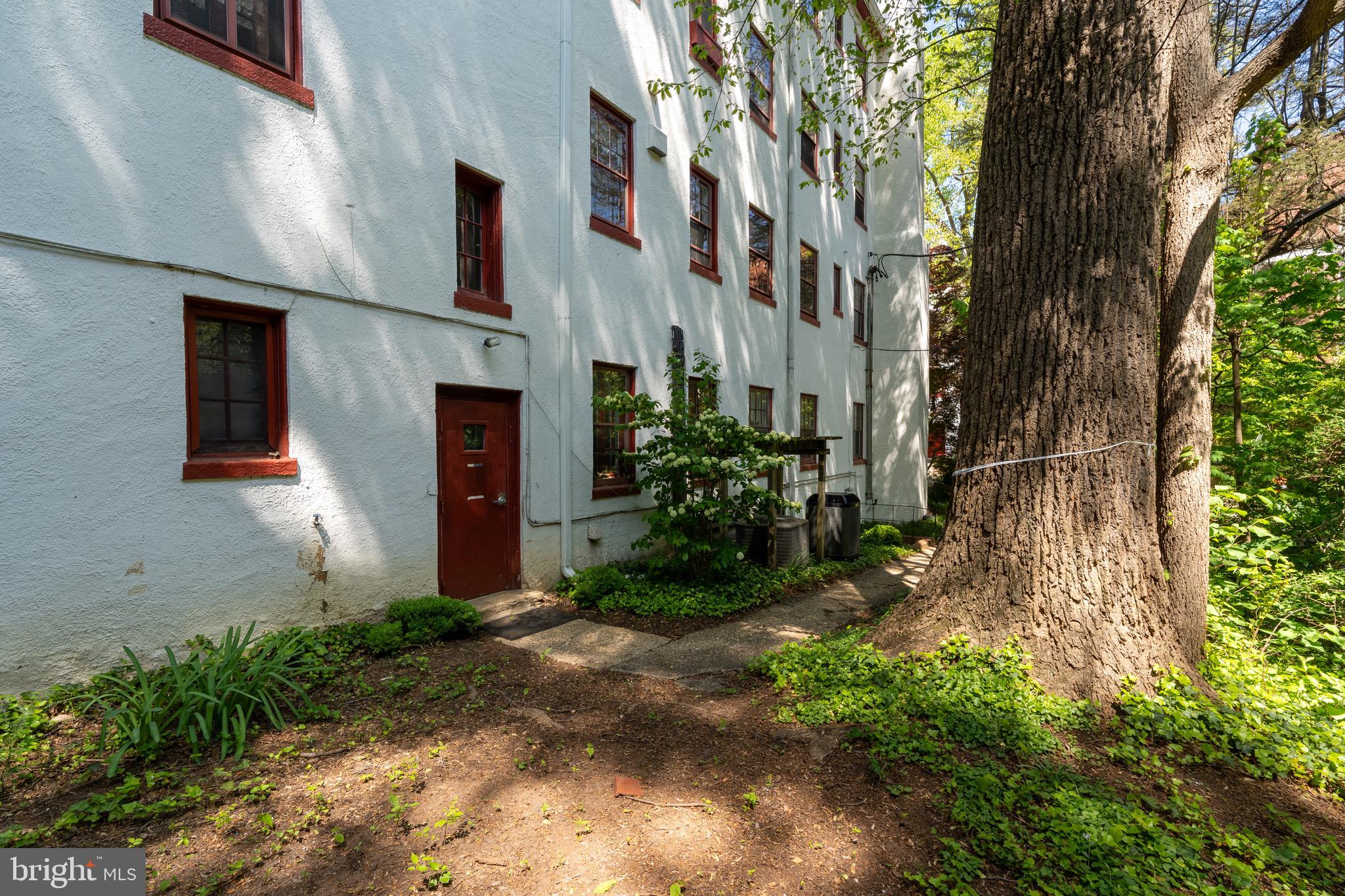 TUSCANY-CANTERBURY - Residential