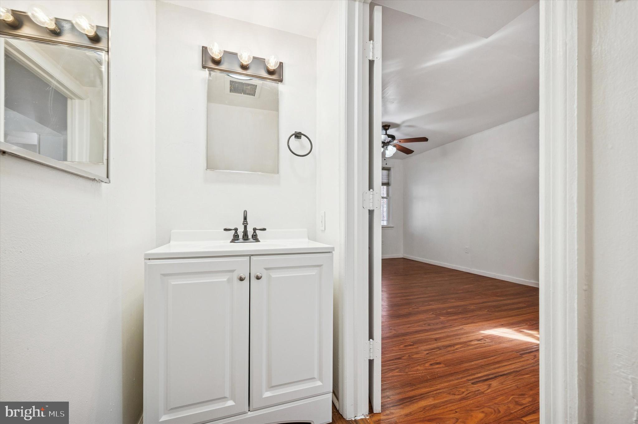 PHILADELPHIA - Residential