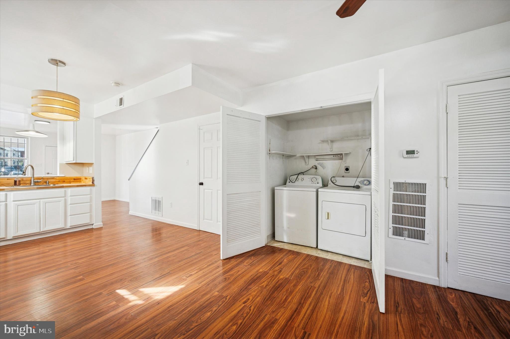 PHILADELPHIA - Residential