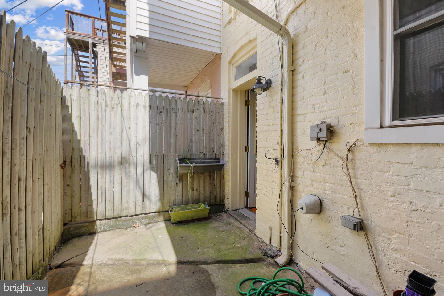 FEDERAL HILL HISTORIC DISTRICT - Residential Lease