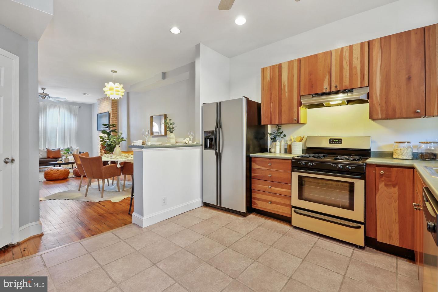 FEDERAL HILL HISTORIC DISTRICT - Residential Lease