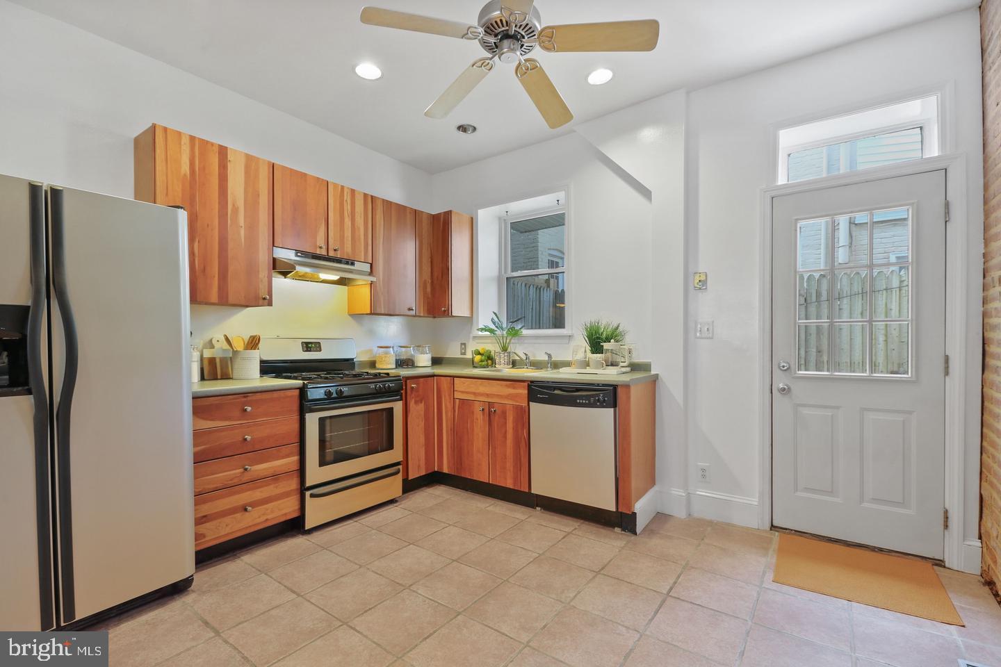 FEDERAL HILL HISTORIC DISTRICT - Residential Lease