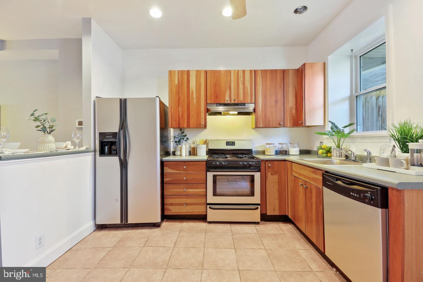 FEDERAL HILL HISTORIC DISTRICT - Residential Lease