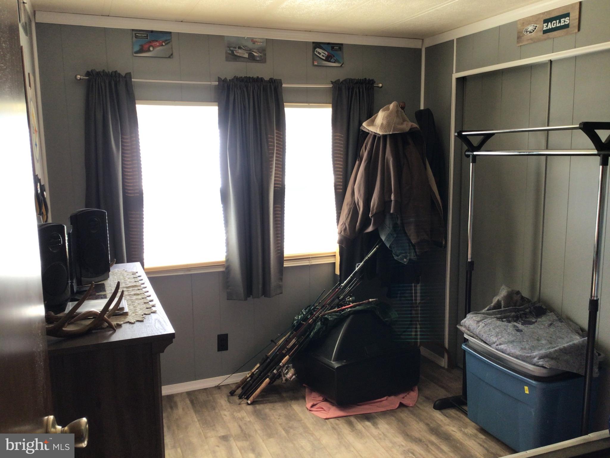 PENNWOOD CROSSING - Residential