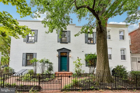 MLS: DCDC2282926