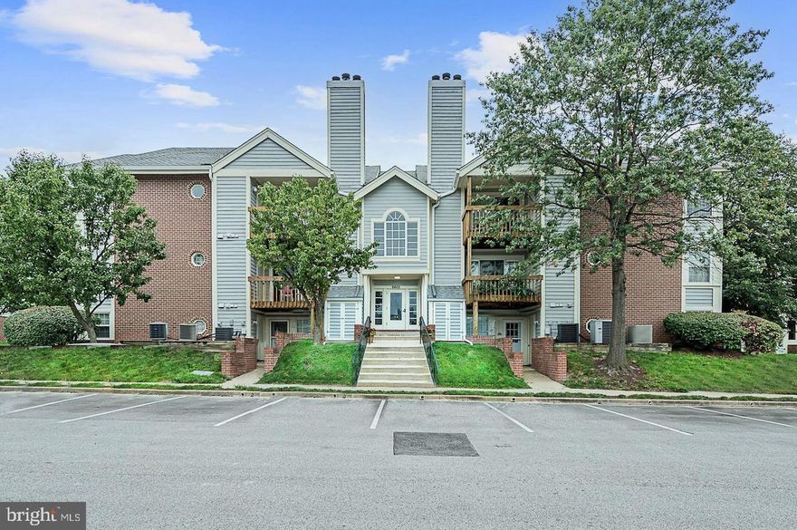 Updated ground level condo  in secure building,  with hard wood floors throughout. Upgraded kitchen with stainless steel appliances,  granite counter tops and a breakfast bar. Wood burning fireplace with access to back yard patio.   Community Pool and tot lot.  Freshly painted.  Close to BWI.

Looking for credit score  of 680+.