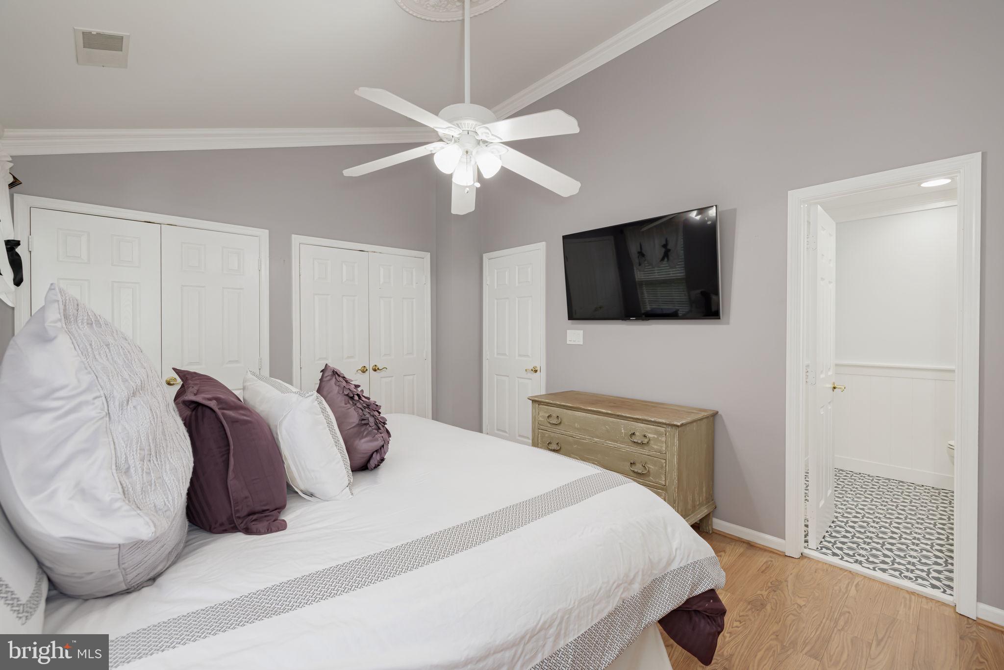 KINGSTOWNE - Residential