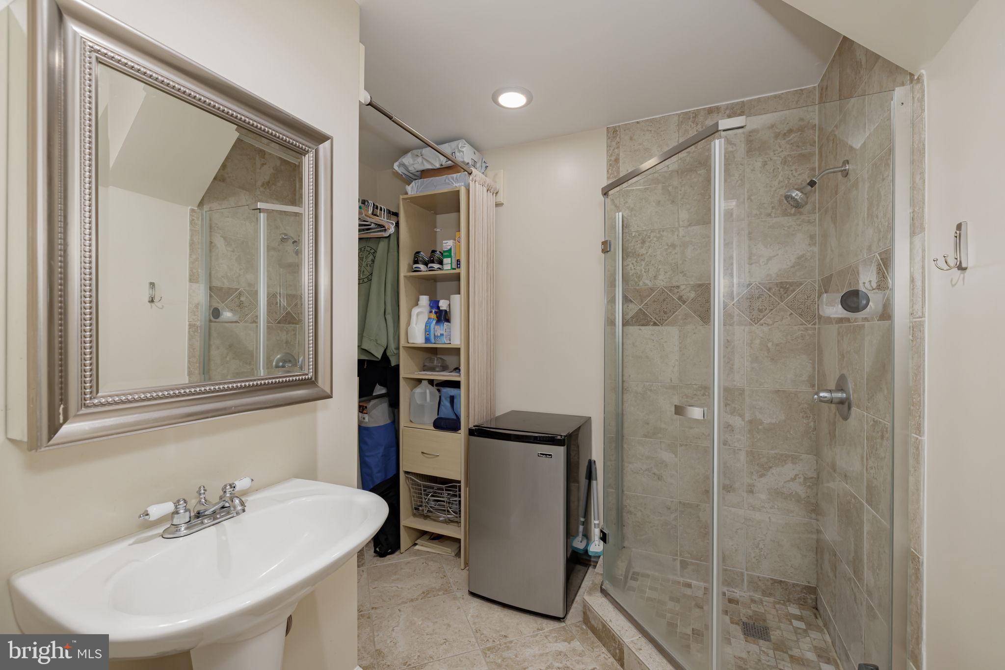 KINGSTOWNE - Residential