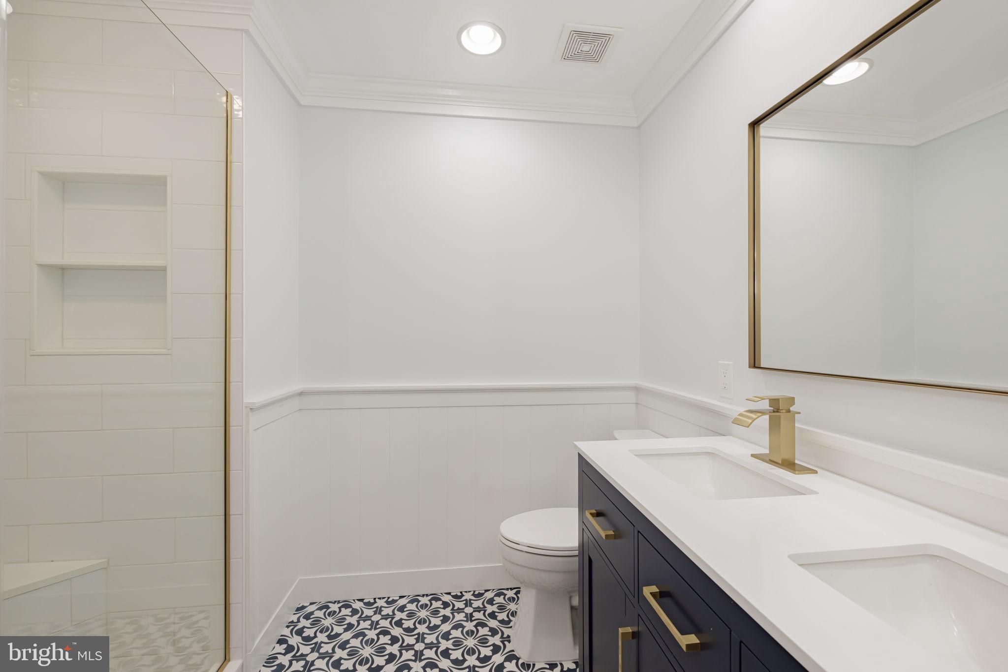 KINGSTOWNE - Residential