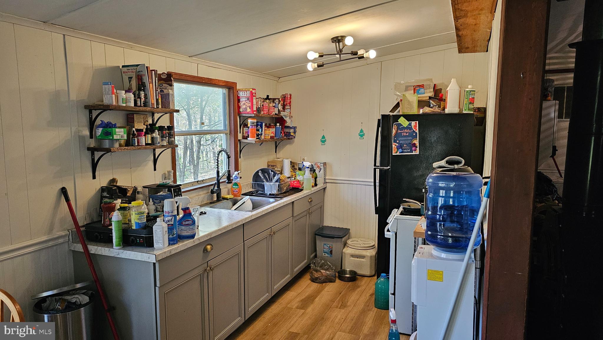 WARDEN LAKE - Residential