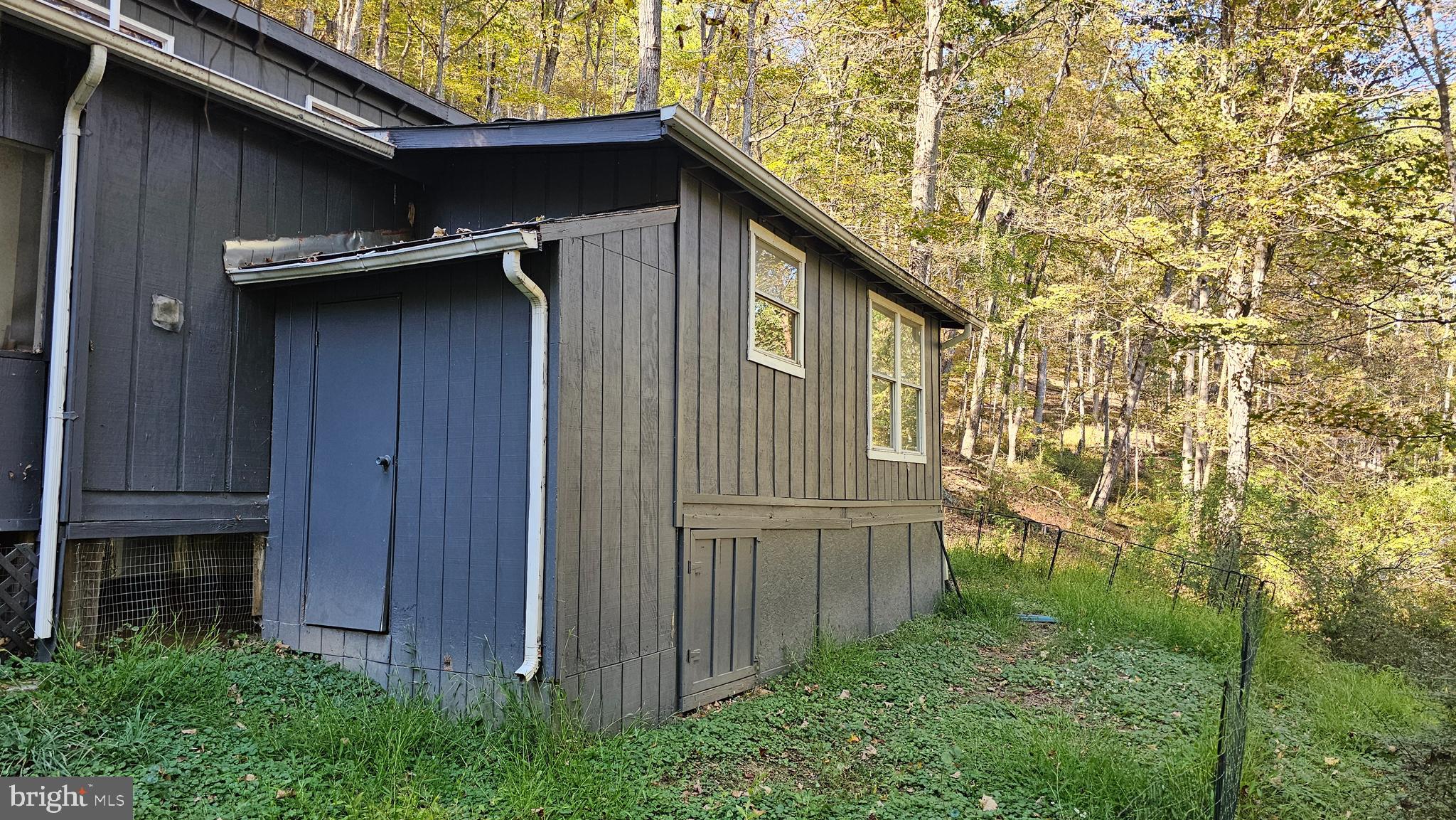 WARDEN LAKE - Residential