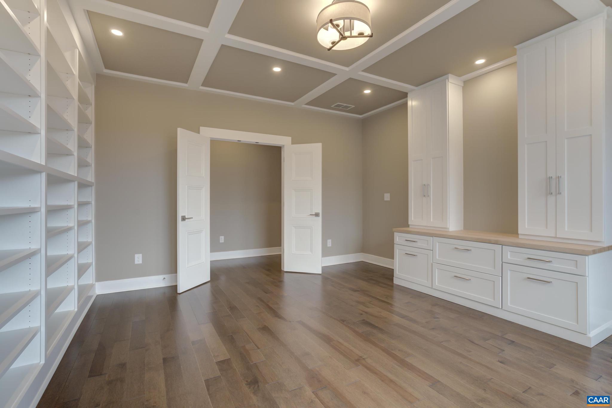 OLD TRAIL - Residential