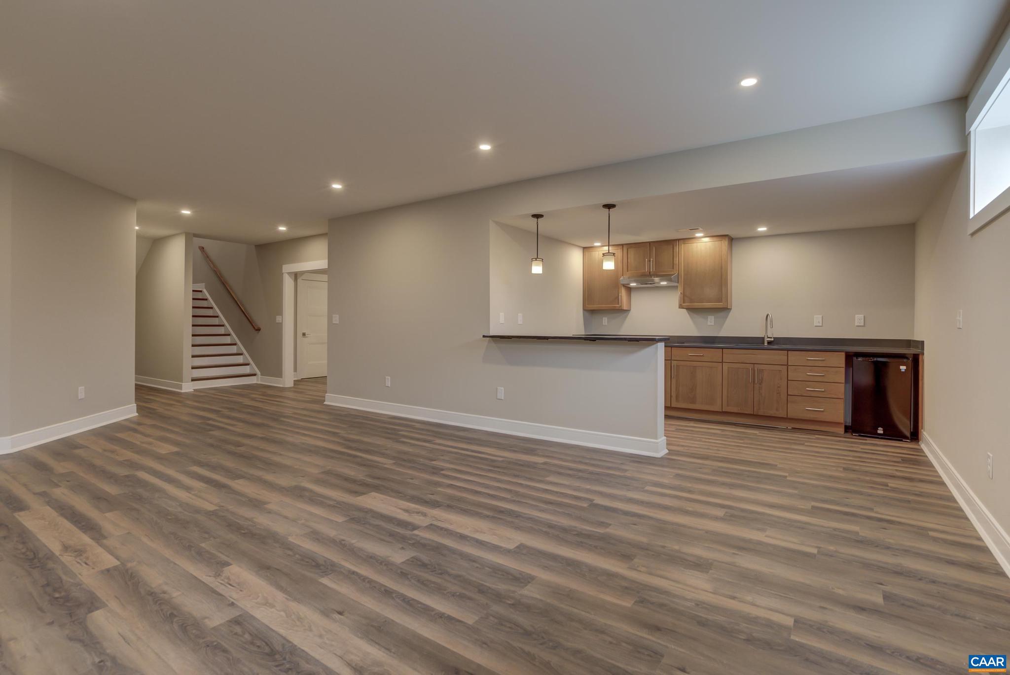 OLD TRAIL - Residential