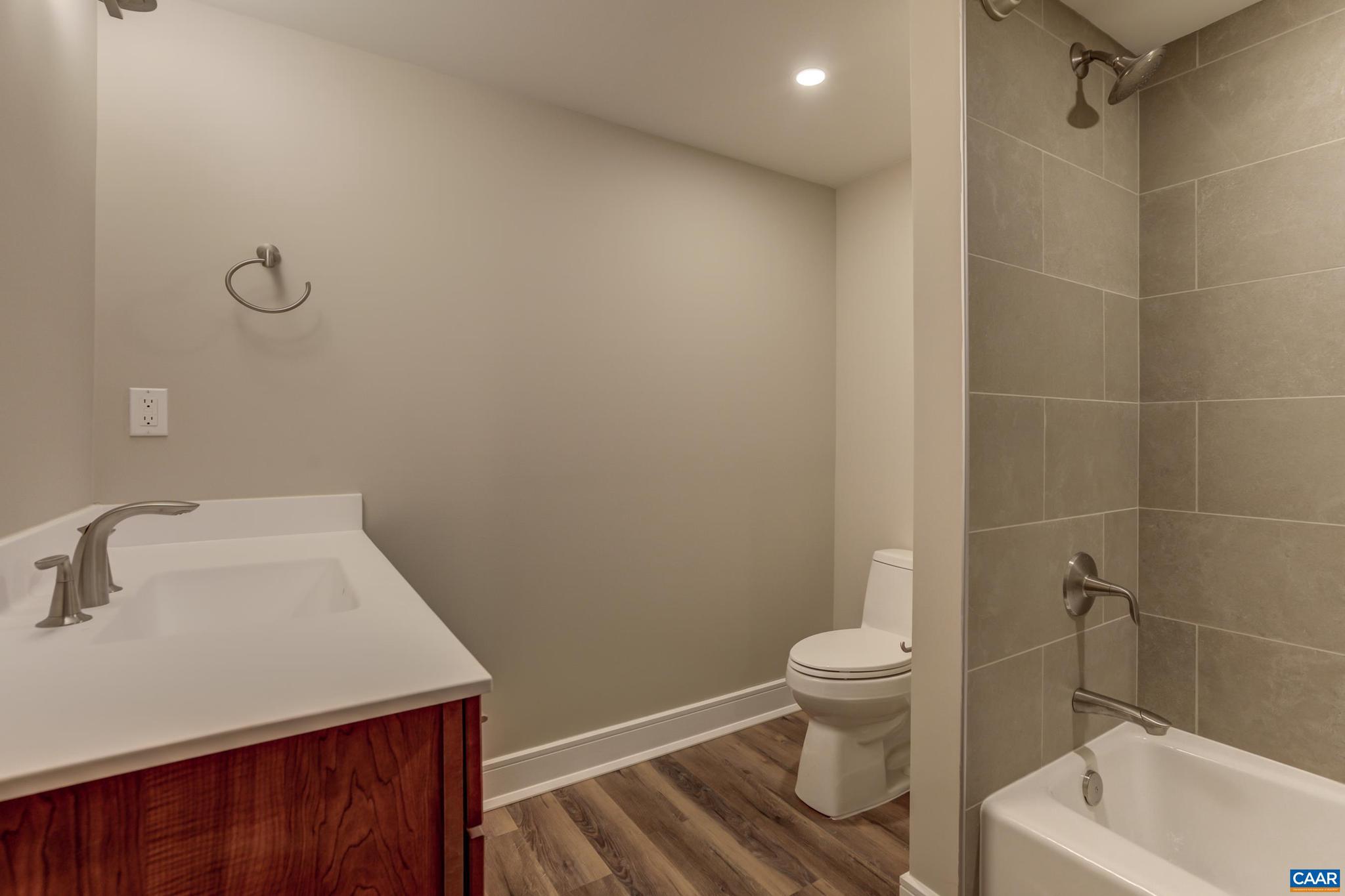 OLD TRAIL - Residential