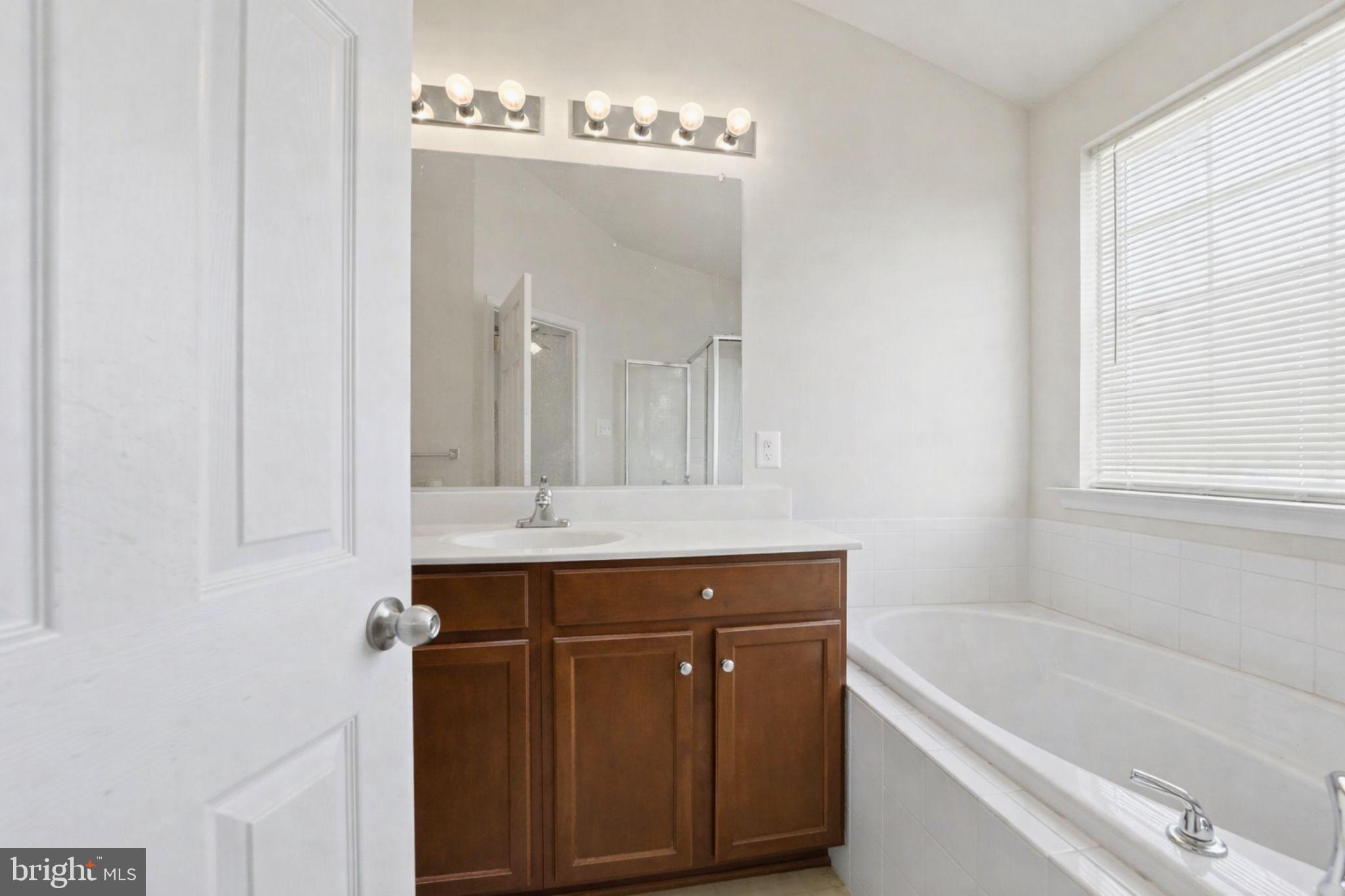 BRINKLEY MANOR - Residential